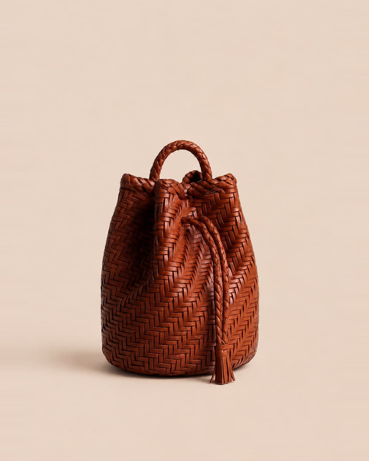 Gioia — Full-grain vegetable-tanned leather, unlined