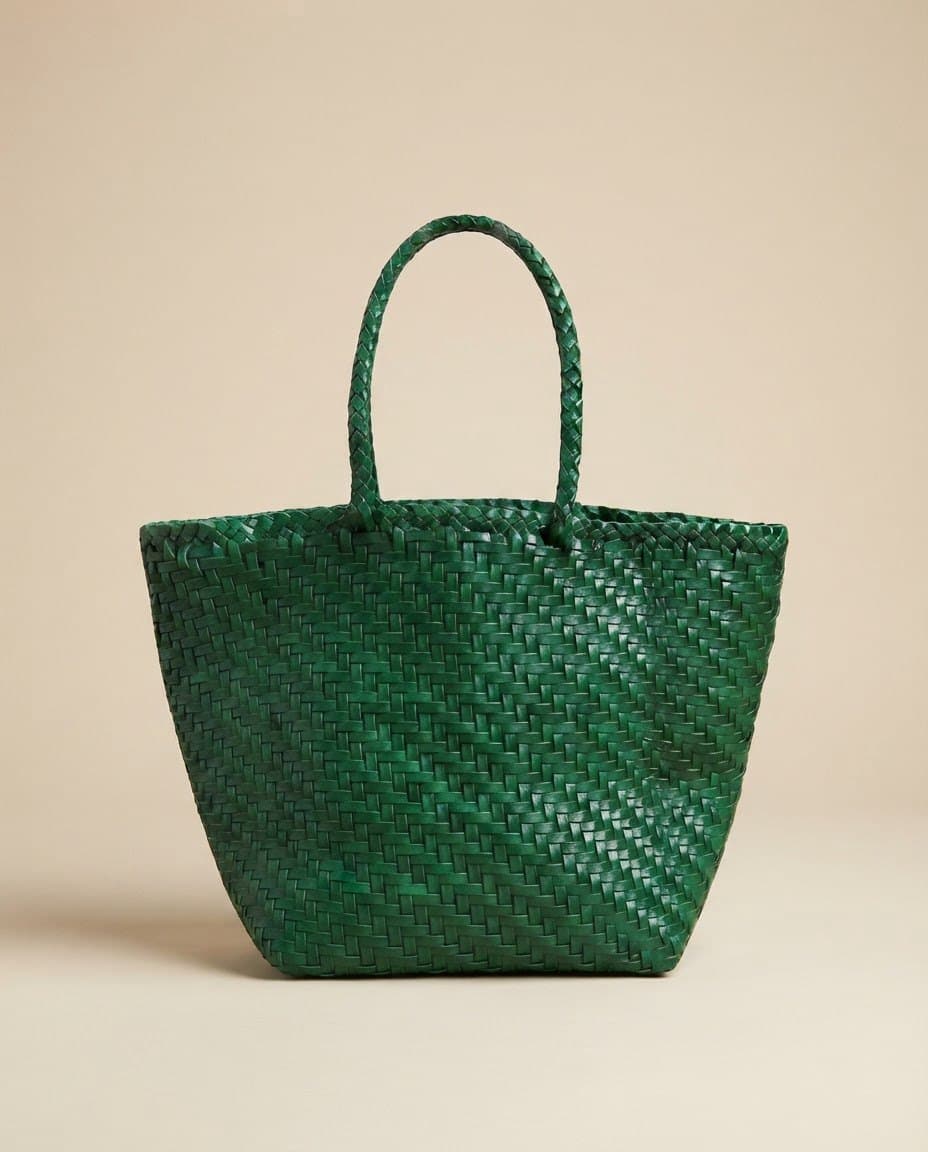 Oliva — Triple-dipped vegetable-tanned leather, unlined